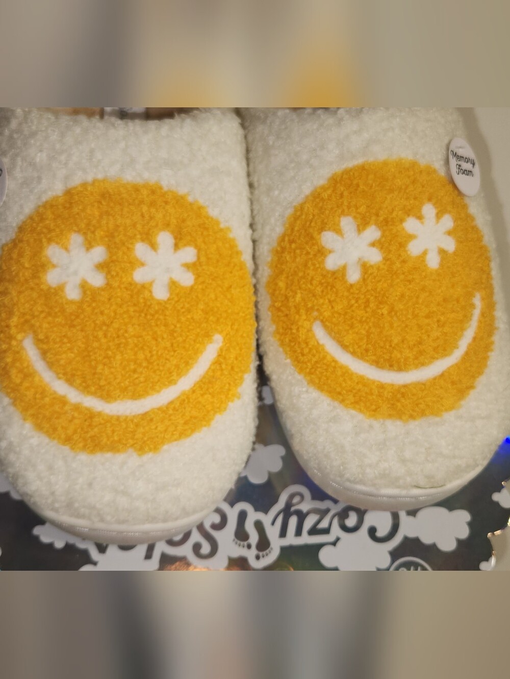 NWT Cozy Soles Cream Fuzzy Slip-On House Slippers with Yellow Accent 7/8 M